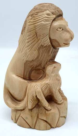 Handcrafted Olive Wood Sculpture of The Lamb with The Lion – Symbol of Peace and Harmony | Authentic Bethlehem Craft