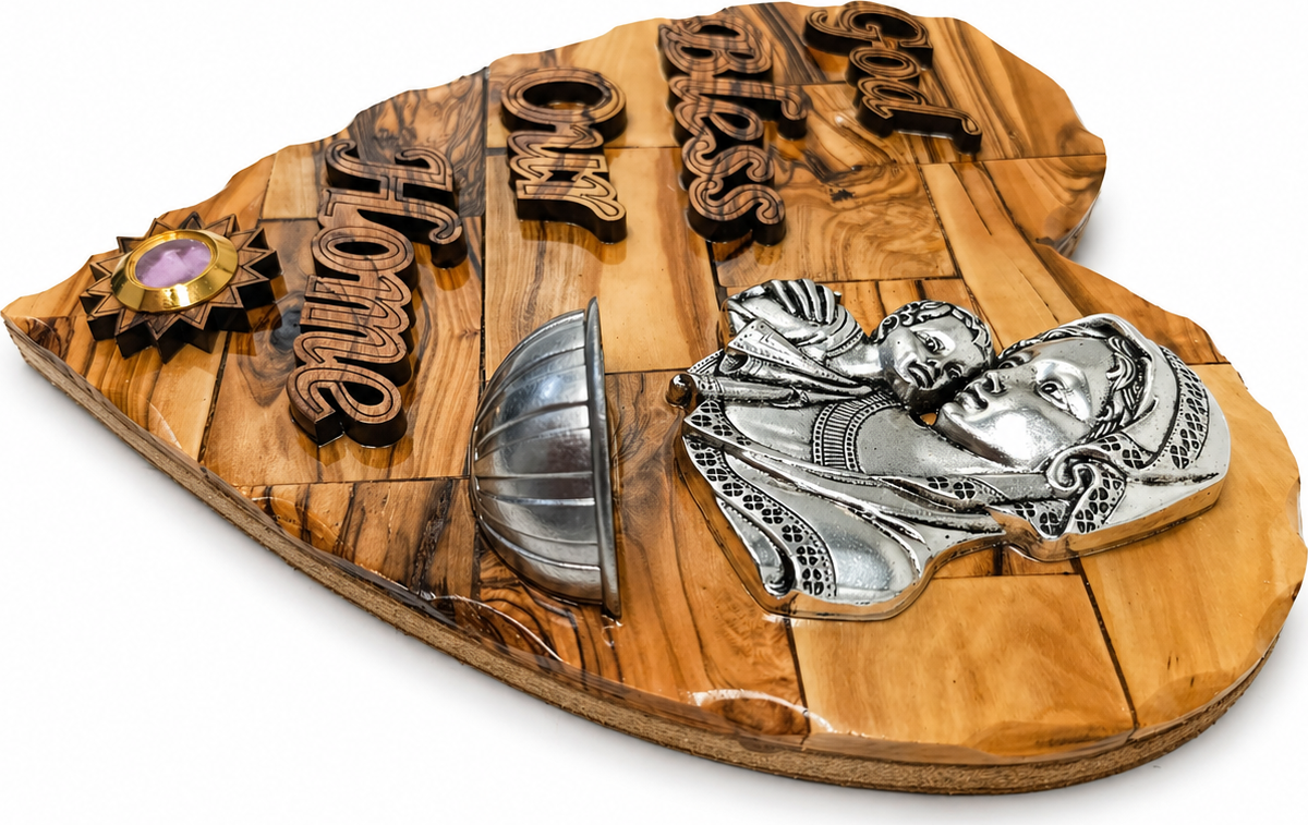 Olive wood Madonna and Child heart plaque rear angle showing wood grain and brass triangle hanger, Bethlehem