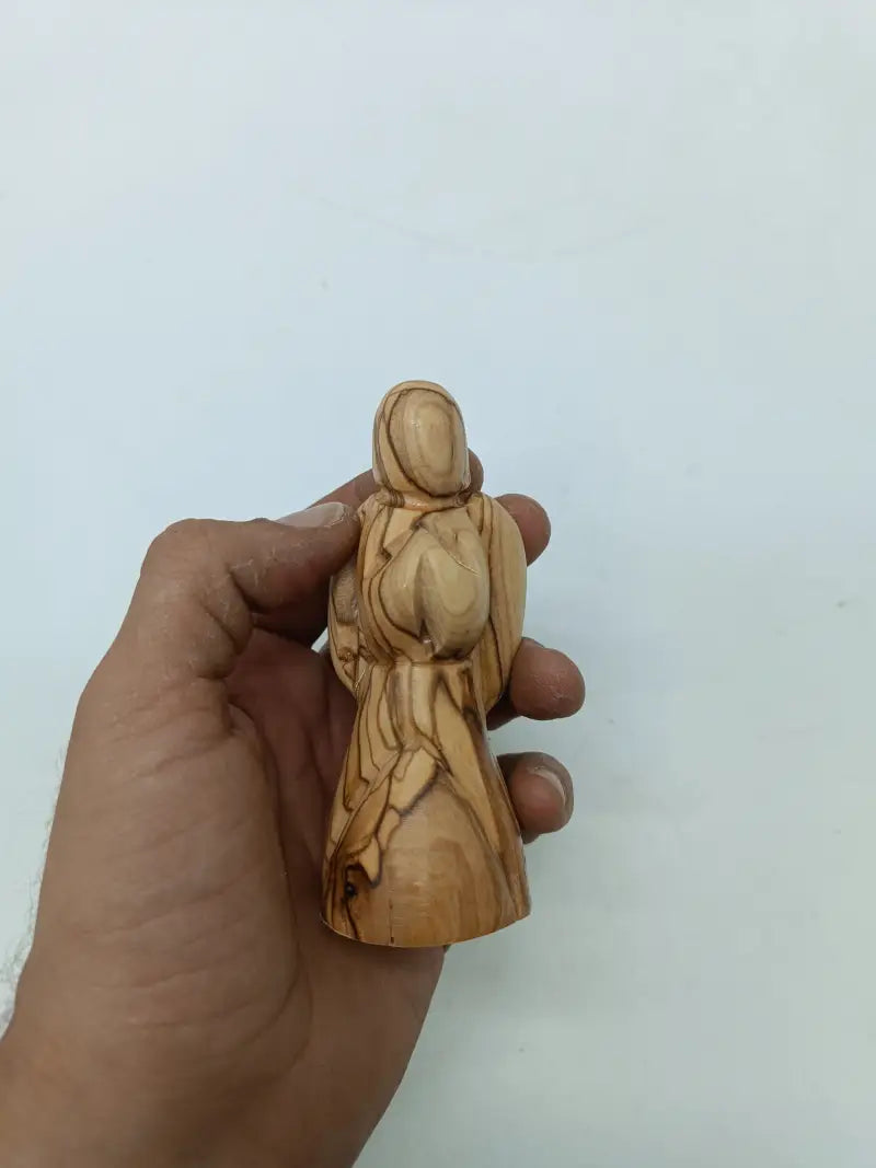Wholesale hand-carved olive wood angel – handmade in bethlehem holy land | zuluf | best price & premium quality - 10