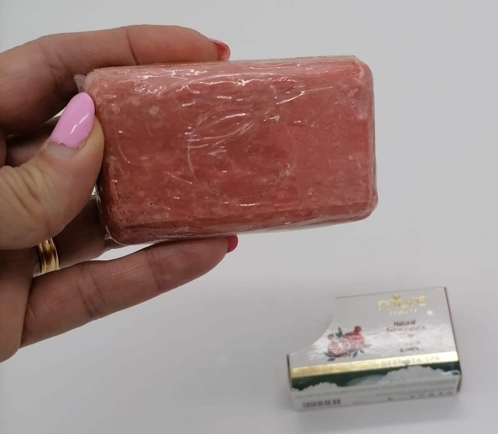 Dead Sea Natural Pomegranate Soap DS135 - Zuluf